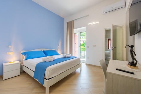 Property building, Living room, Bedroom