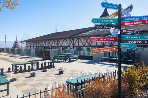 Swiss-Charmed Mountain Retreat NEW Listing House in Midway