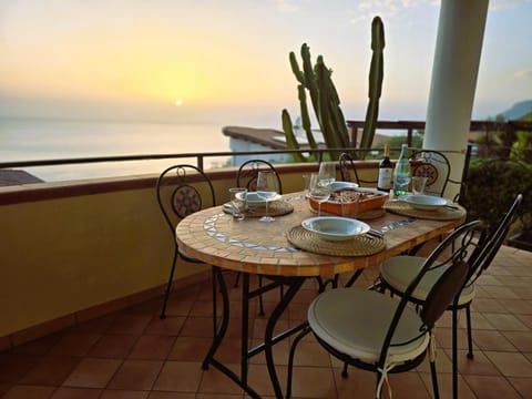 Dining area, Sea view, Sunset