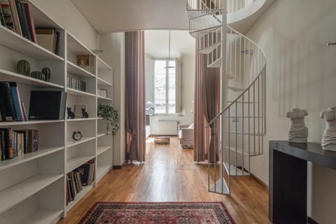 Single House Apartment in Pisa