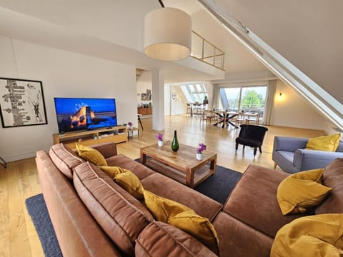 Luxurious 3BR Penthouse w terrace&parking Apartment in Luxembourg