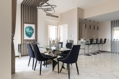 Living room, Seating area, Dining area, air conditioner