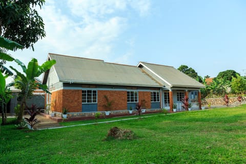 Property building, Garden, Garden, Garden view