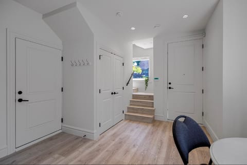 Seating area, storage