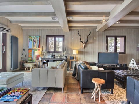 Chalet spacieux avec terrasse et jacuzzi, proche des pistes pour 14 personnes - FR-1-455-268 Chalet in Mâcot-la-Plagne