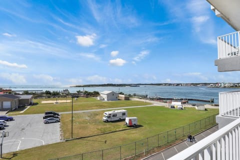 Nearby landmark, Natural landscape, View (from property/room), Balcony/Terrace, Sea view