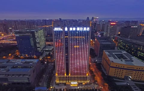 Property building, Bird's eye view, City view