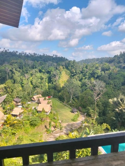 Secret forest waterfall retreat Bed and Breakfast in Payangan