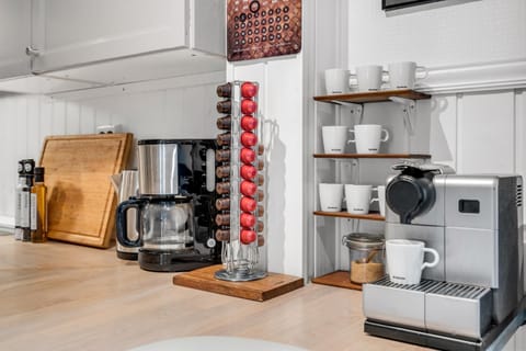 Tromsø Fairytale House I Groups & Family Apartment in Tromso