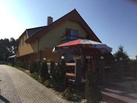 Property building, Day