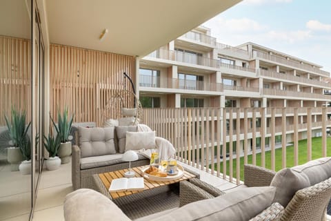 Property building, Day, View (from property/room), Balcony/Terrace, Seating area