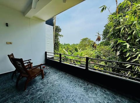 View (from property/room), Balcony/Terrace