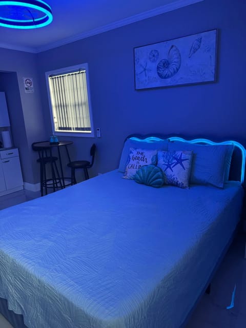 Blue Horizon Apartment in Town N Country