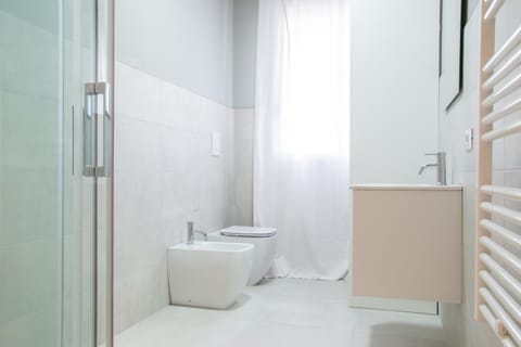 Shower, Toilet, Bathroom, bidet