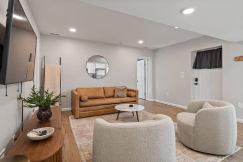 Clintonville Brand New Apartment Apartment in Clintonville