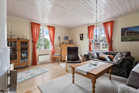 KAL097-Gullaskruv-Hetalaga-107 House in Kalmar County, Sweden