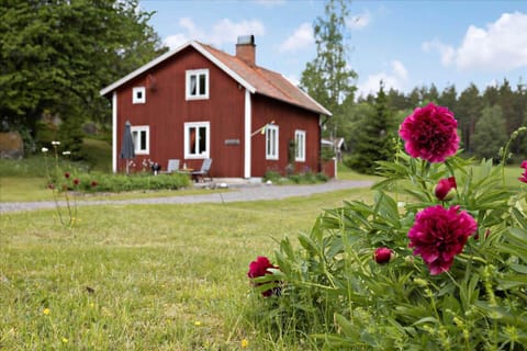 KAL097-Gullaskruv-Hetalaga-107 House in Kalmar County, Sweden