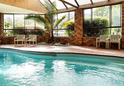 Day, Swimming pool