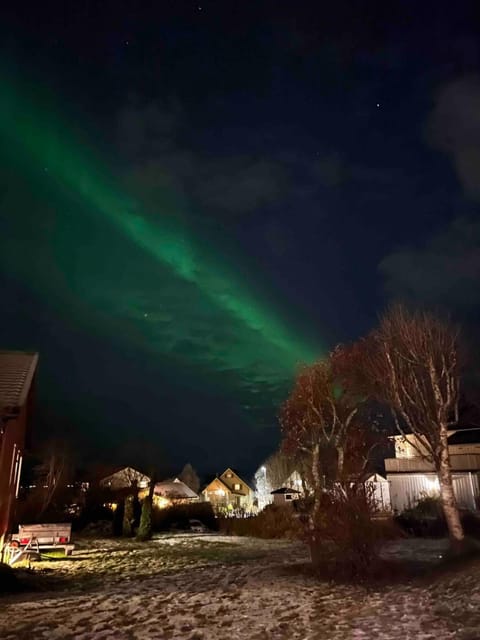 Romslig leilighet med kort vei til flyplassen Apartment in Tromso