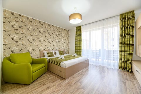 Bed, Balcony/Terrace, Bedroom