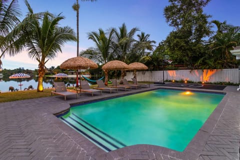 Garden, Garden view, Pool view, Swimming pool
