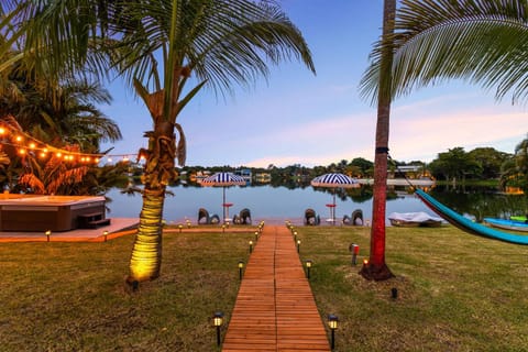 Natural landscape, Garden, Lake view