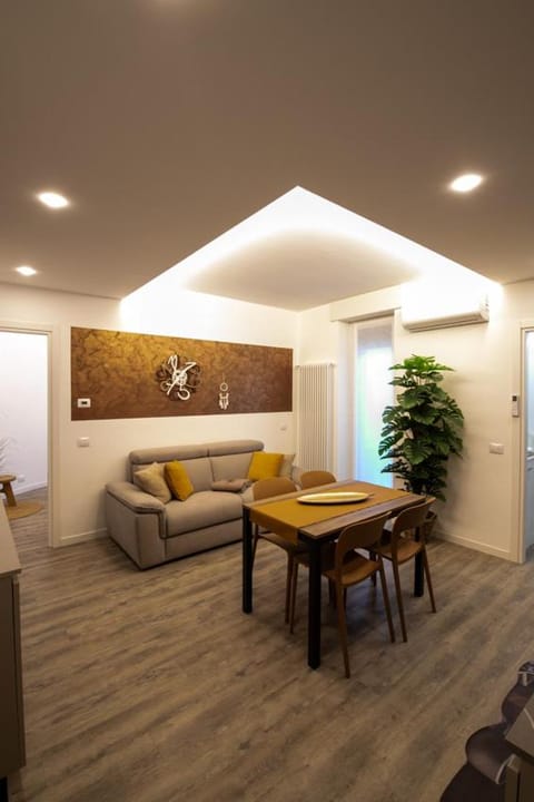 Clessidra2 bilocale a 300m Bernina Express Apartment in Province of Brescia