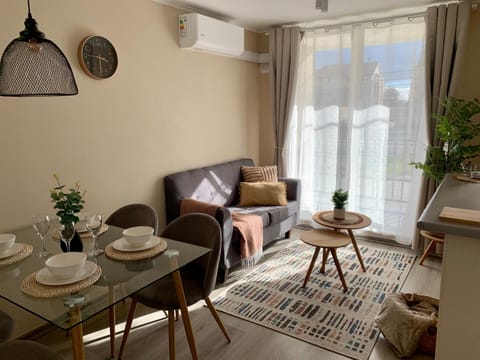 Living room, Dining area, air conditioner