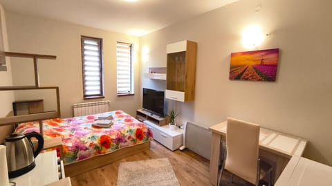 Bed, Living room, Bedroom
