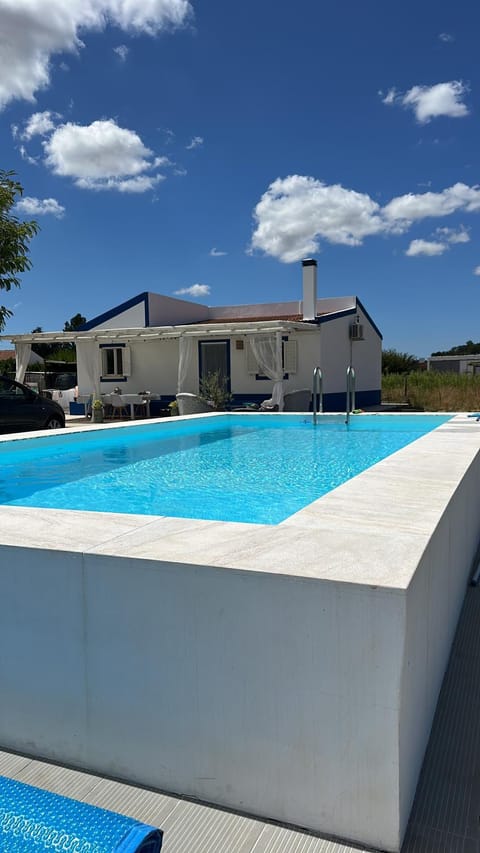Garden, Swimming pool