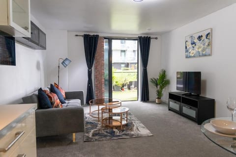 Meadowside Quay 2BR Luxurious Apartment Apartment in Glasgow