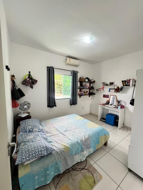 Bed, Photo of the whole room, Bedroom, air conditioner
