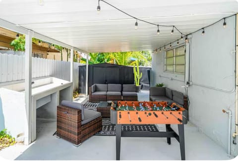 Luxury Miami Studio Next to Beach & Airport Apartment in Miami