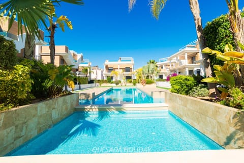 Garden, Swimming pool