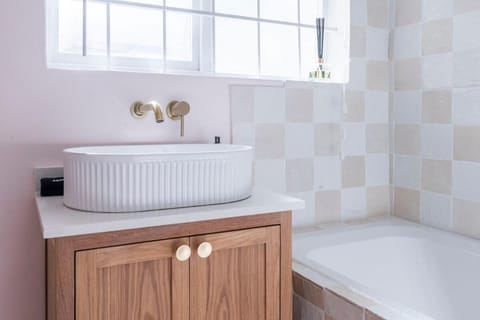 Chapmans Bay View Apartment in Cape Town