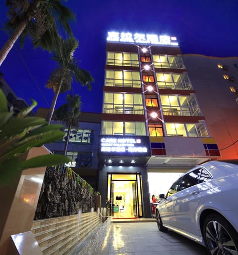 Property building, Night