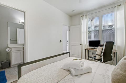 Charming Wine Makers 3BD- Russian River Valley House in Santa Rosa