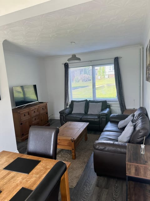 Cherry Tree House in Wales