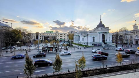 Neighbourhood, City view