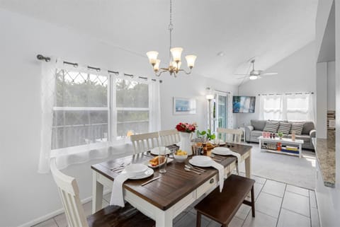 Family-Friendly Retreat Pool & Game Room by Crystal Beach House in Crystal Beach