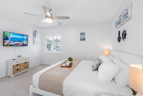 Family-Friendly Retreat Pool & Game Room by Crystal Beach House in Crystal Beach