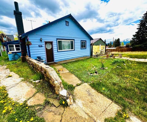 Property building, Day