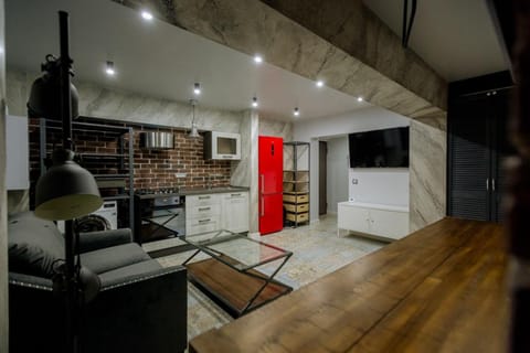 TV and multimedia, Kitchen or kitchenette, Living room, minibar, stove