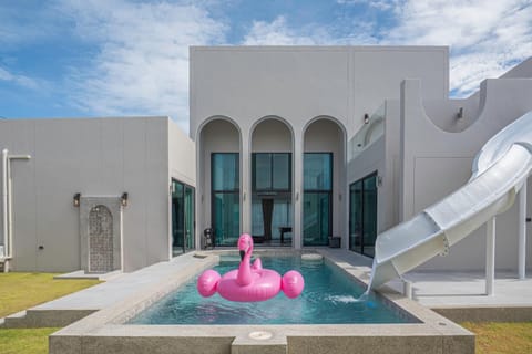 Day, Pool view, Swimming pool, Swimming pool