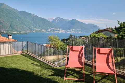 Lake view, Mountain view, sunbed
