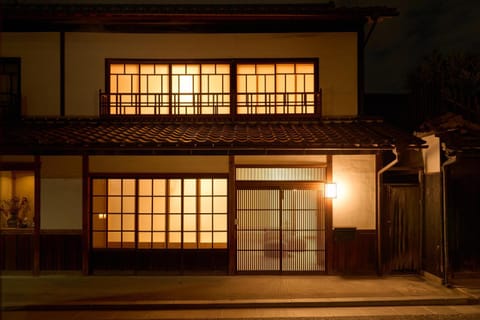 Property building, Night