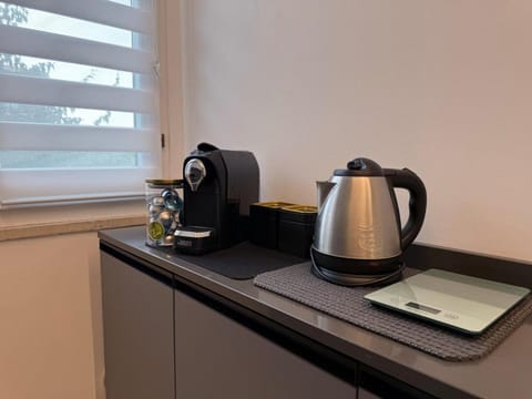 Coffee/tea facilities, Kitchen or kitchenette