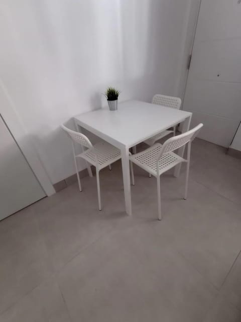 Estudio Madrid L9B Apartment in Madrid