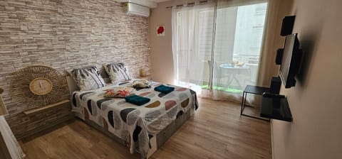 Communal lounge/ TV room, Bedroom