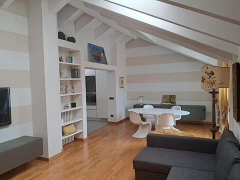 Royal Suite l'attico nel cuore di Varese Apartment in Varese
